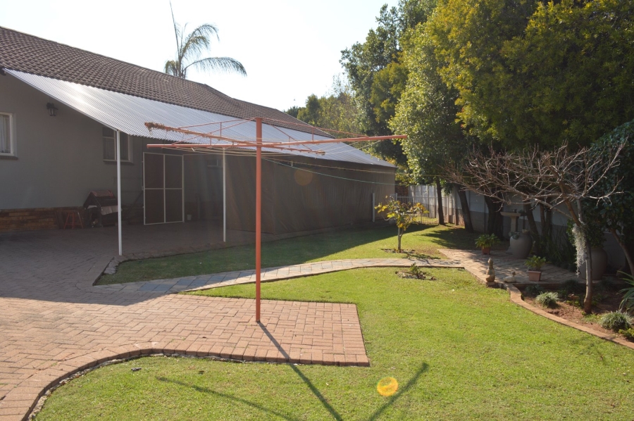 3 Bedroom Property for Sale in Wilkoppies North West